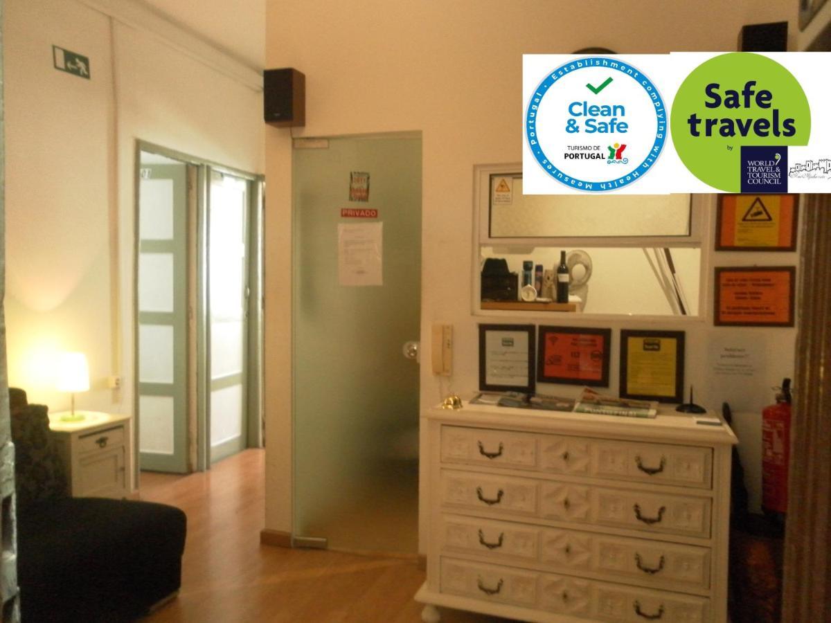 New Aljubarrota Guest House Lisbon Bagian luar foto