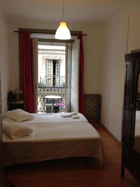 New Aljubarrota Guest House Lisbon Bagian luar foto
